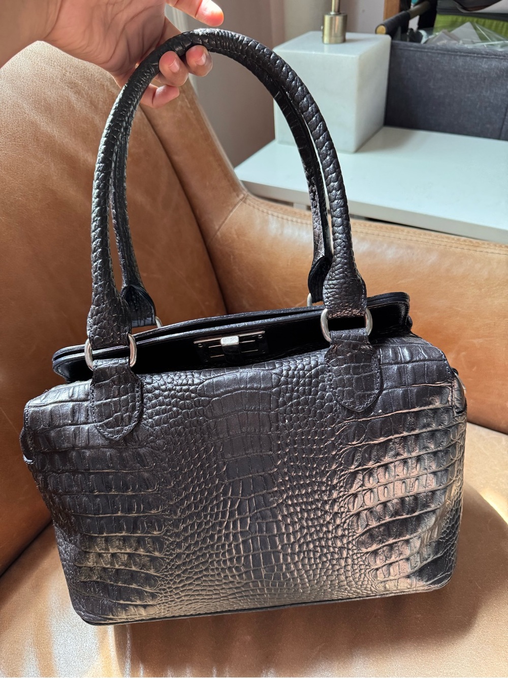 Italian croc embossed leather Classic Structured Tote hardware buckle silver - Picture 6 of 16